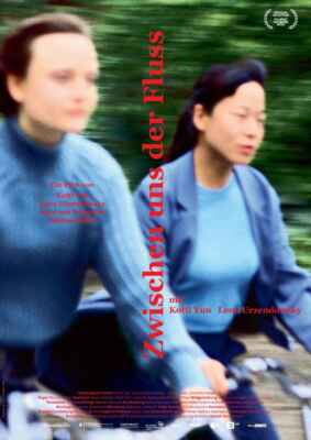Zwischen uns der Fluss (2023) (Poster)